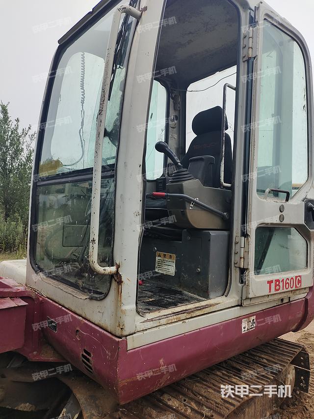 驾驶室整体（整机外观）