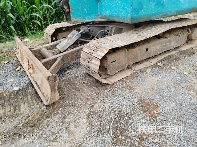 单侧履带整体（整机外观）