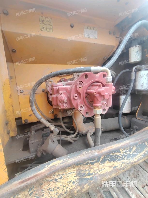 液压泵斜45 右（大件舱室）