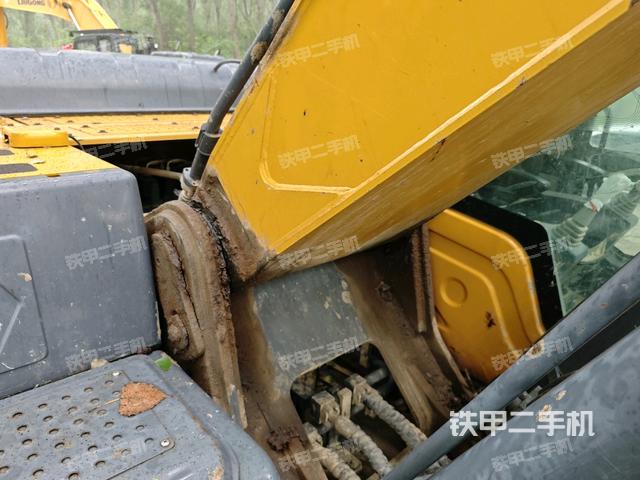 大臂根部?斜視（工作和回轉(zhuǎn)裝置）