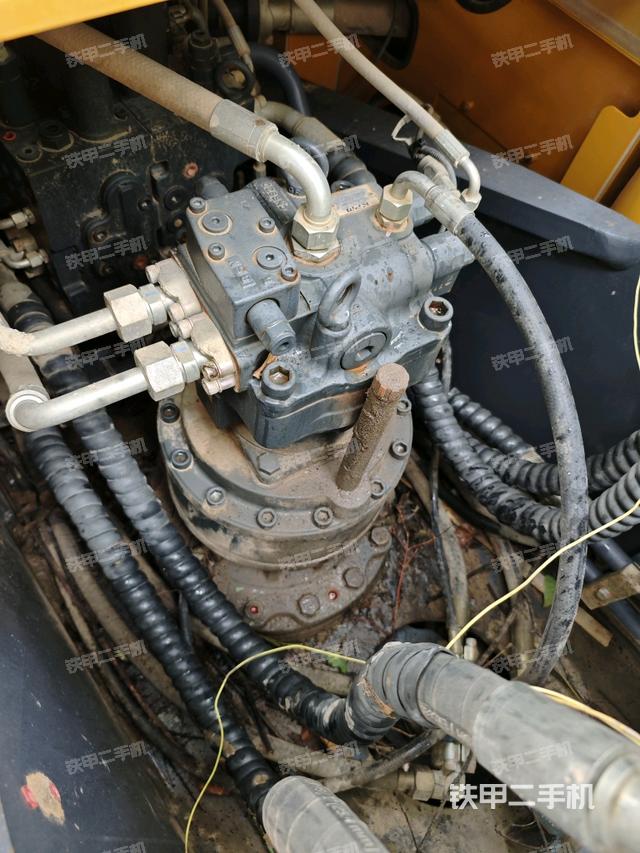 回轉(zhuǎn)馬達(dá)（上車(chē)部件）