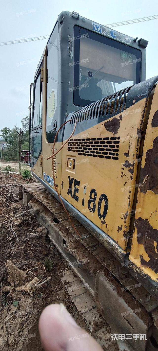 驾驶室整体（整机外观）