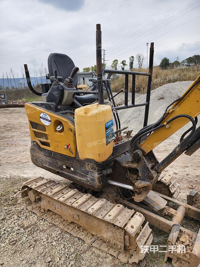 发动机整体俯视（整机外观）