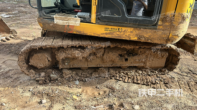 单侧履带整体（整机外观）