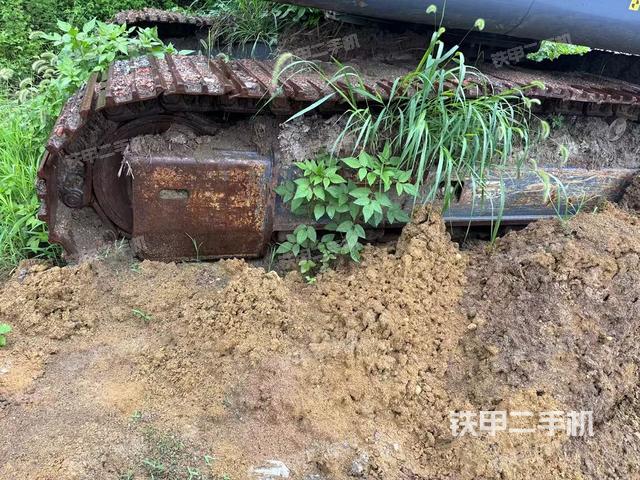 单侧履带整体（整机外观）