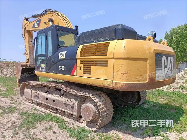 驾驶室顶部（整机外观）