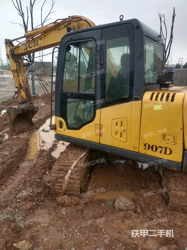 山重建机JCM907D挖掘机