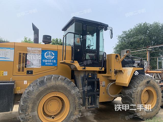 发动机右侧（整机外观及大件）