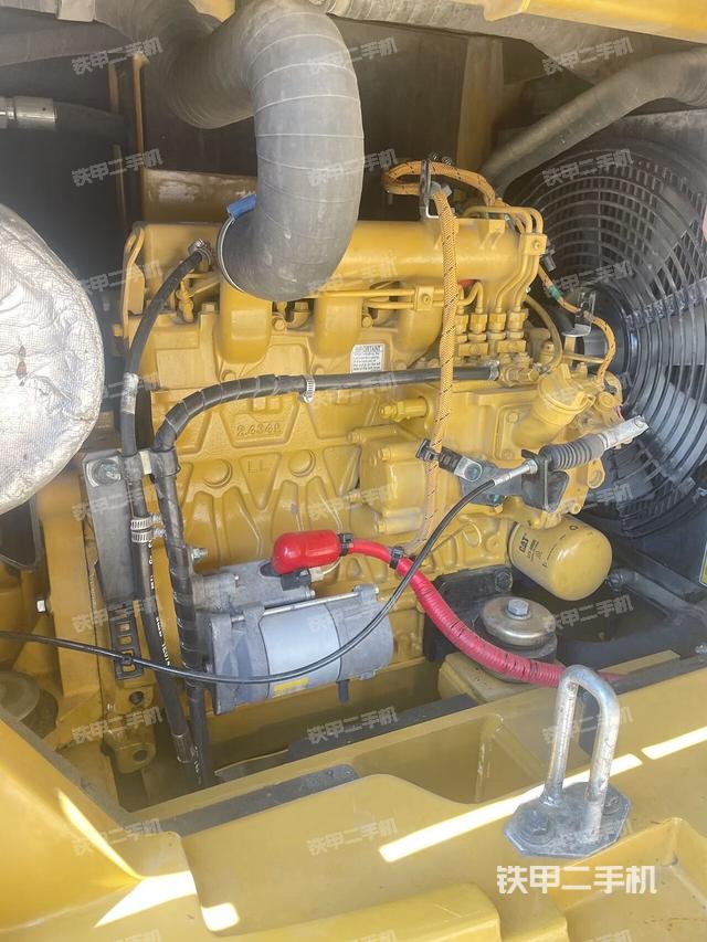 发动机整体俯视（整机外观）