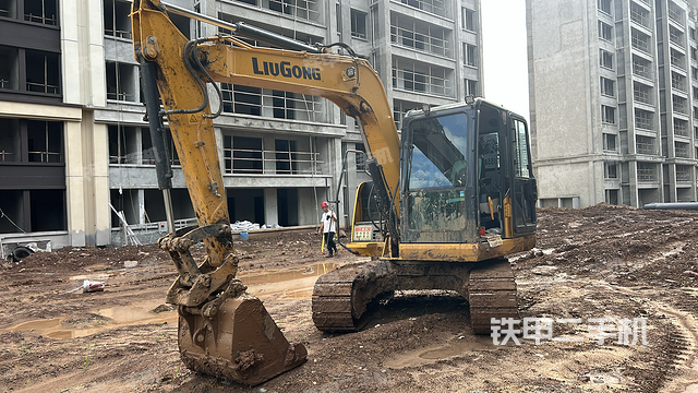 柳工CLG9075E挖掘机