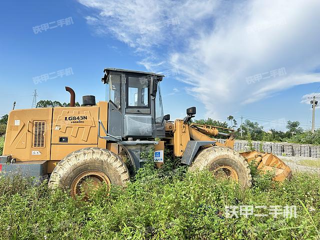 工作装置整体（整机外观及大件）