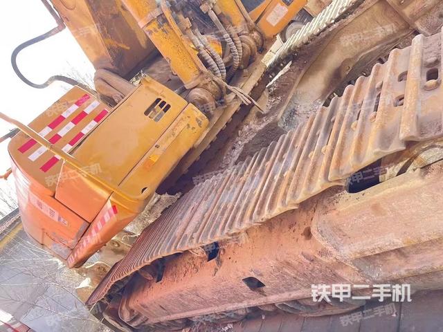 单侧履带整体（整机外观）