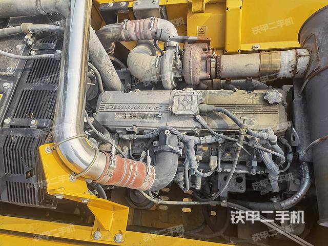 发动机整体俯视（整机外观）