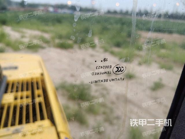 后窗玻璃角標(biāo)（駕駛室部分）