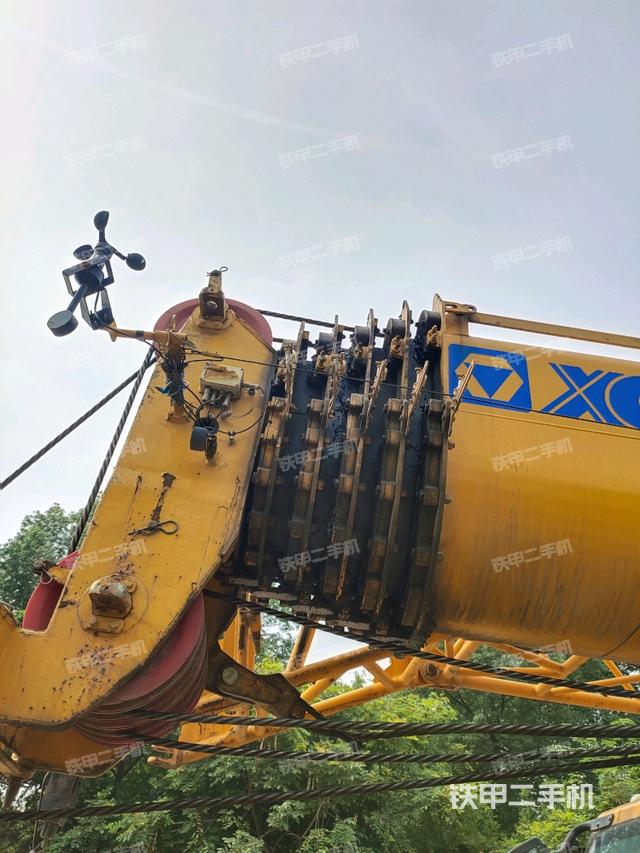 發(fā)動機(jī)（汽車起重機(jī)關(guān)鍵部件）