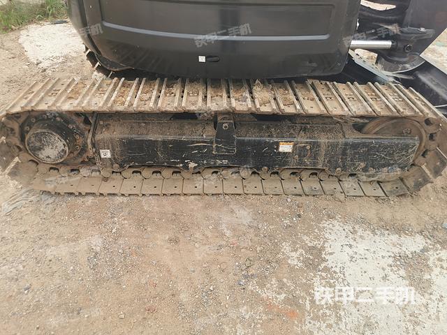 单侧履带整体（整机外观）