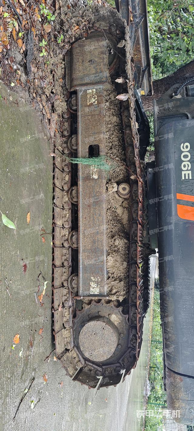 单侧履带整体（整机外观）