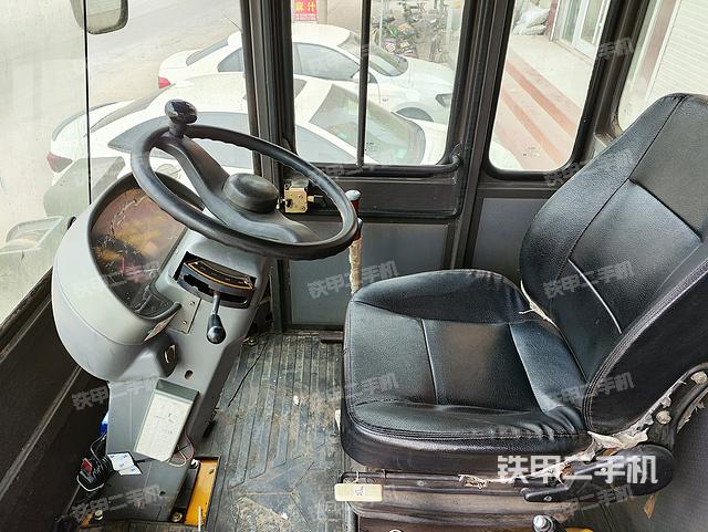 驾驶室工作台（整机外观及大件）