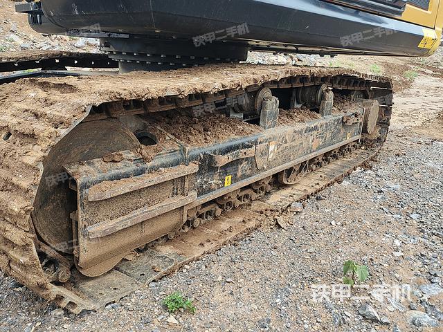 单侧履带整体（整机外观）