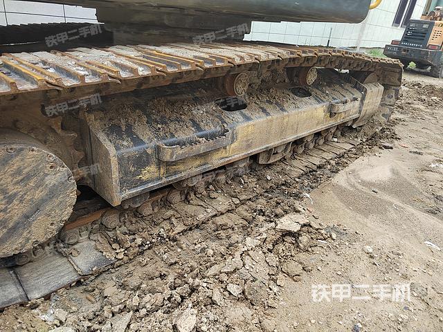 单侧履带整体（整机外观）