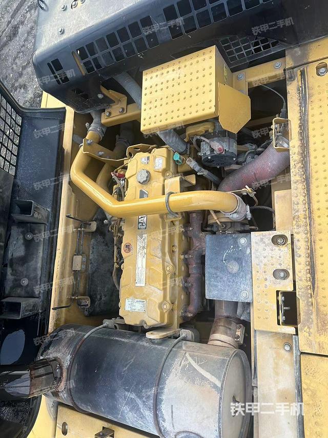 发动机整体俯视（整机外观）