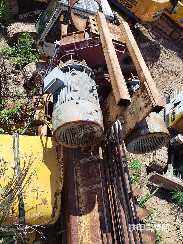 整机左侧（设备外观及核心部件）