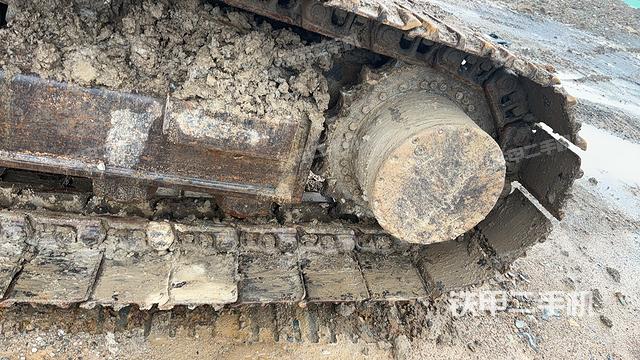 单侧履带整体（整机外观）