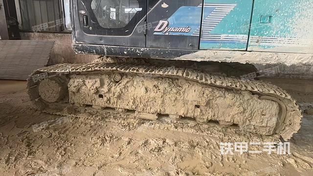 单侧履带整体（整机外观）