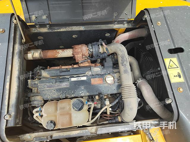 发动机整体俯视（整机外观）