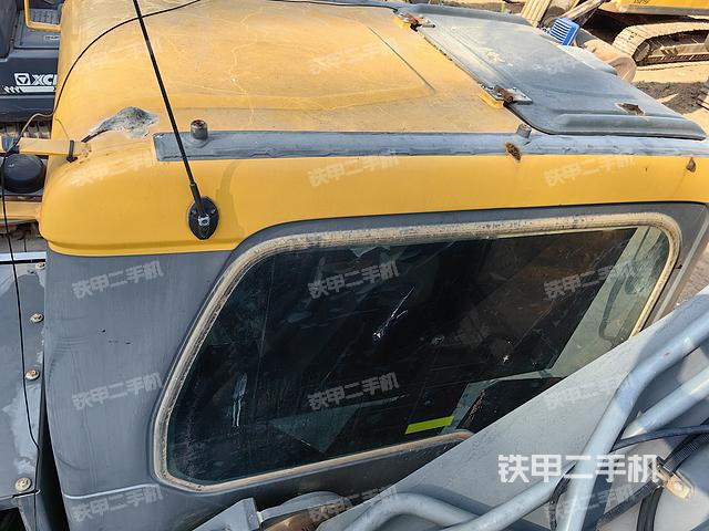 驾驶室顶部（整机外观）