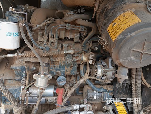 发动机整体俯视（整机外观）