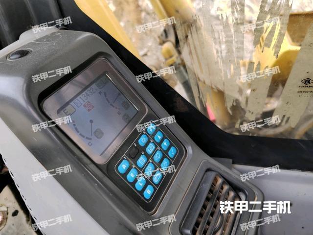 驾驶室整体（整机外观）