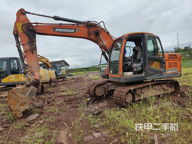 迪万伦DX130-9C挖掘机