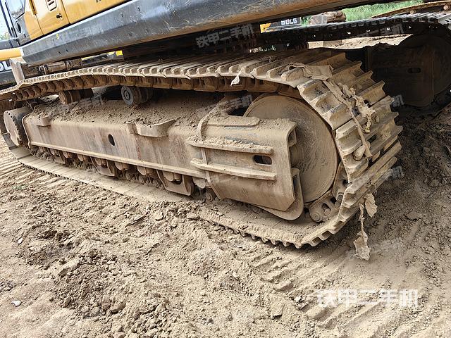 单侧履带整体（整机外观）