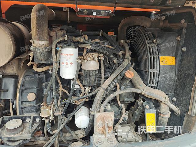 发动机整体俯视（整机外观）