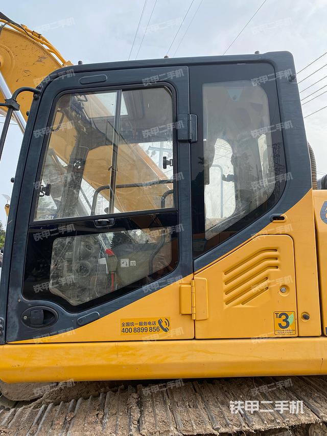 驾驶室整体（整机外观）