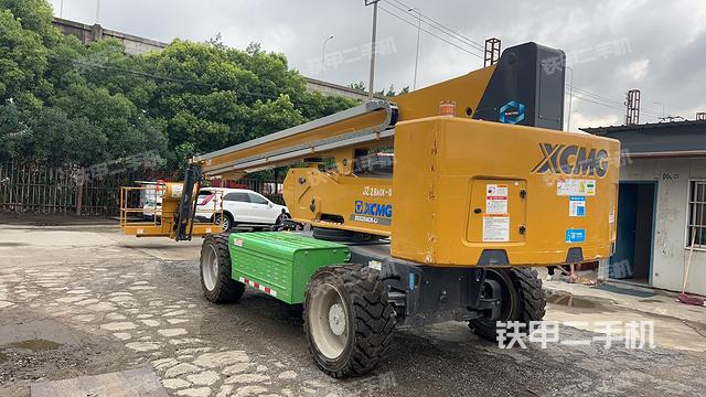 徐工GKS28E四驱高空作业机械的设备实拍-第3张实拍照片
