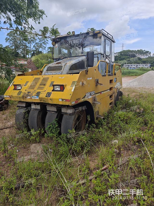 整机左侧（设备外观及核心部件）