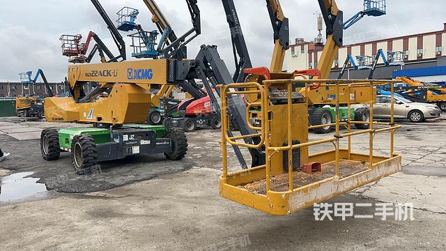 整机左侧（设备外观及核心部件）