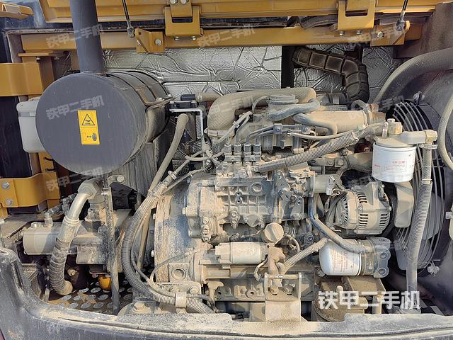 发动机整体俯视（整机外观）