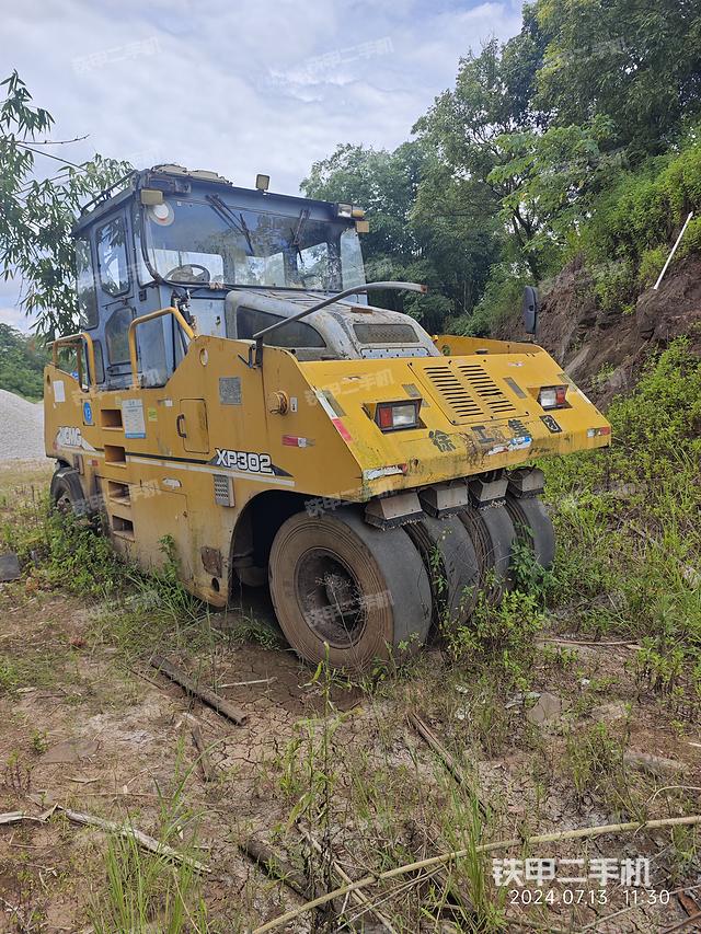 徐工XP302压路机