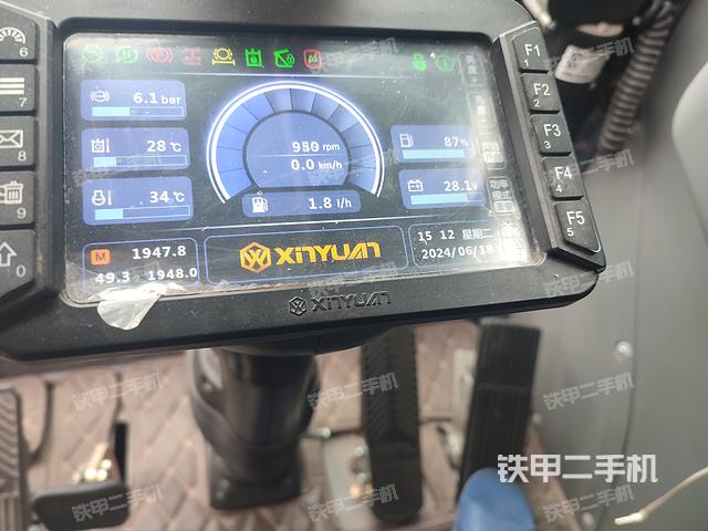 单侧履带整体（整机外观）