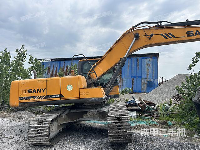 三一重工SY205C挖掘机