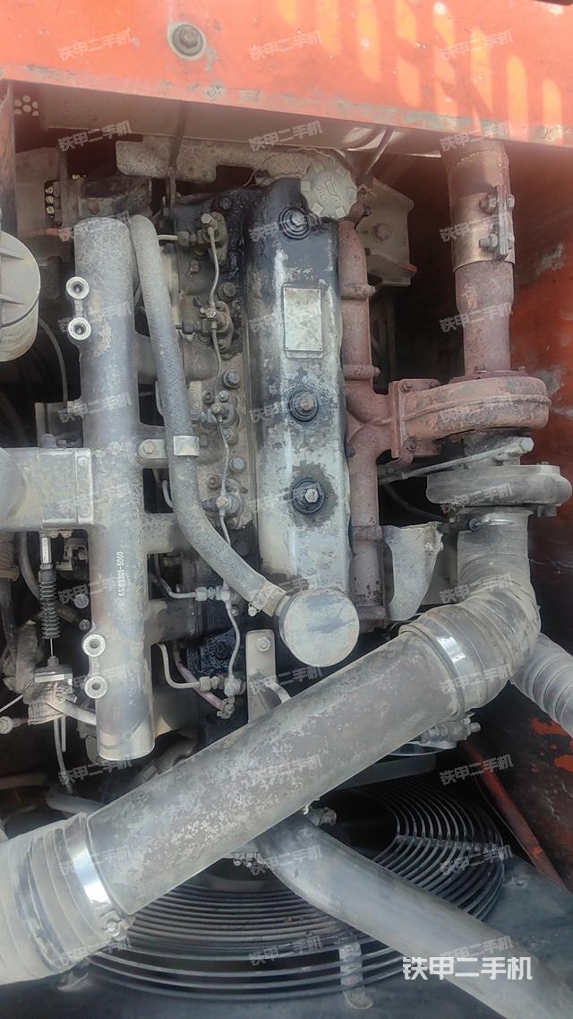 发动机整体俯视（整机外观）