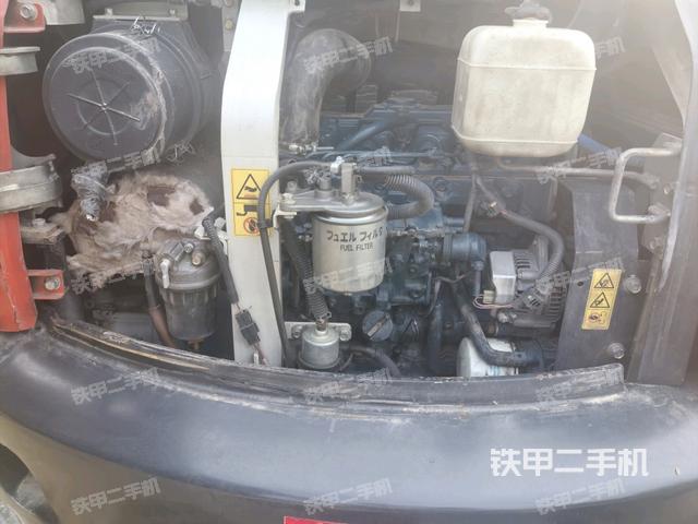 發(fā)動機(jī)室(上車部件) 發(fā)動機(jī)室(上車部件)