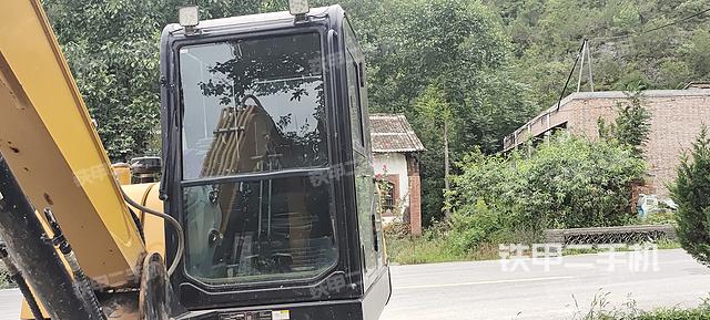 驾驶室整体（整机外观）