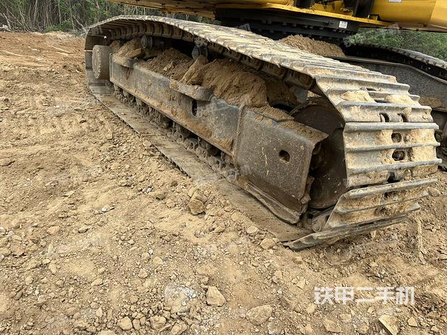 右側(cè)履帶整體（行走機(jī)構(gòu)）