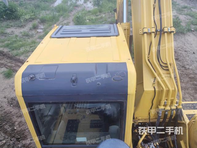 駕駛室頂部俯視（上車部件）