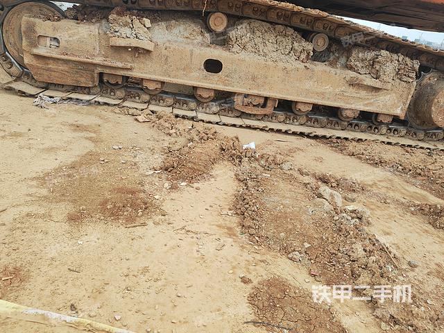 单侧履带整体（整机外观）