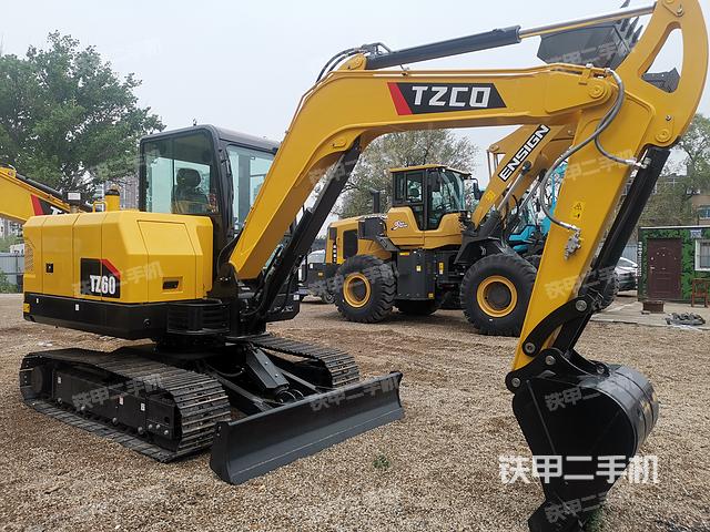 整机右后45°（整机外观）